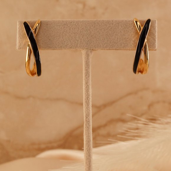 SOLD Vintage Black and Gold Trifari Pierced Earrings - Picture 1 of 10